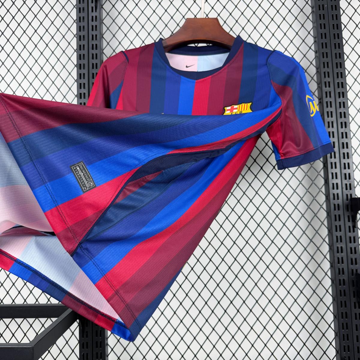 Barcelone - Domicile 2026/27 - choppe ton maillot