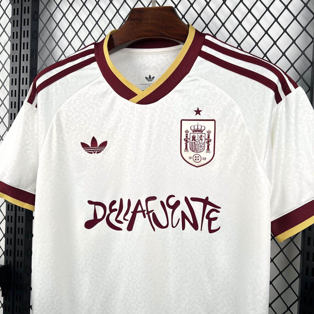 Espagne x Dellafuente - Extérieur 2026 - Choppe ton maillot