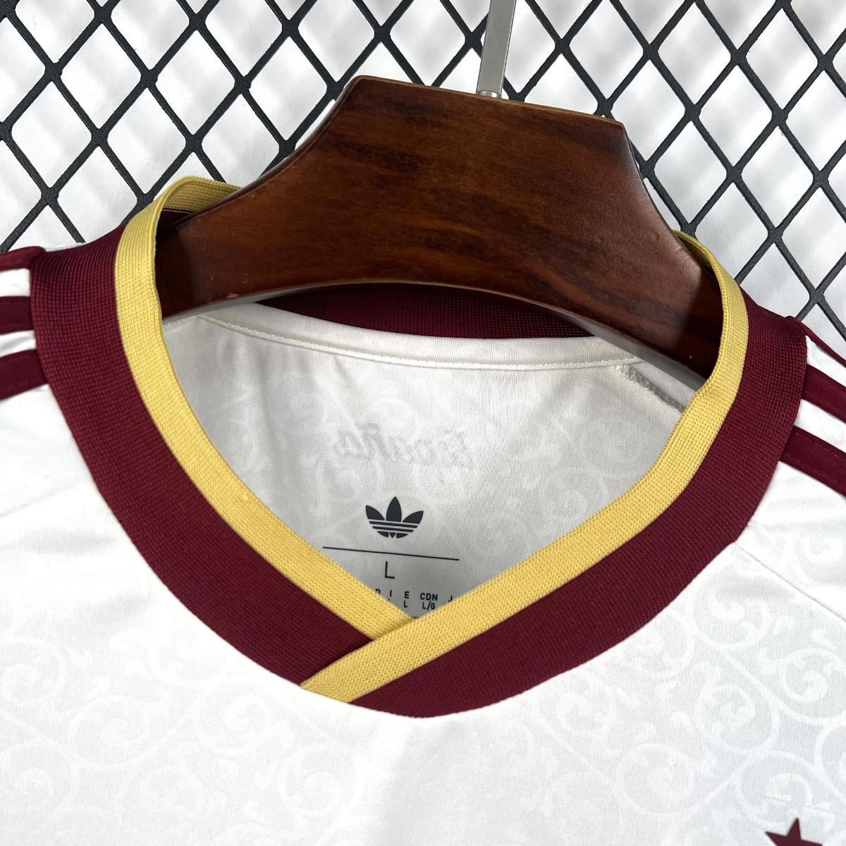 Espagne x Dellafuente - Extérieur 2026 - Choppe ton maillot