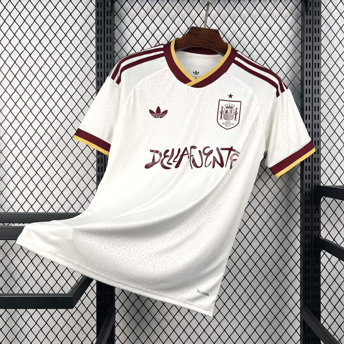 Espagne x Dellafuente - Extérieur 2026 - Choppe ton maillot