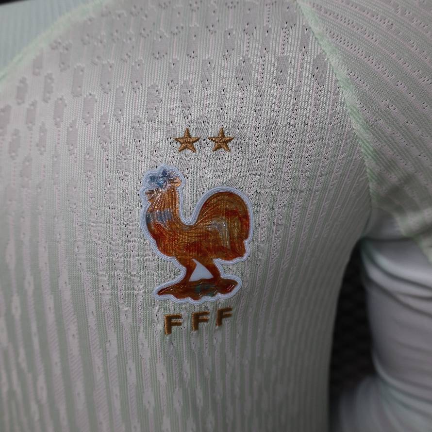 France EXT Coupe Du Monde 2026 Player Version Long Sleeve - Choppe ton maillot