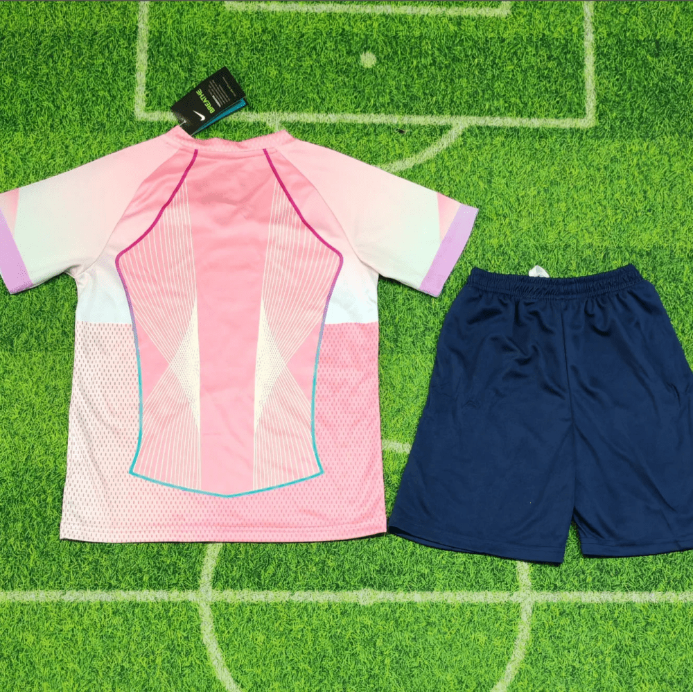 Kit enfant FC Barcelone Concept 25/26 - Choppe ton maillot